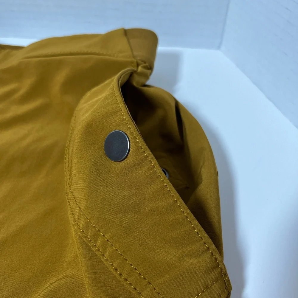 Athleta Brass Mustard Vienna Cargo Commuting skort